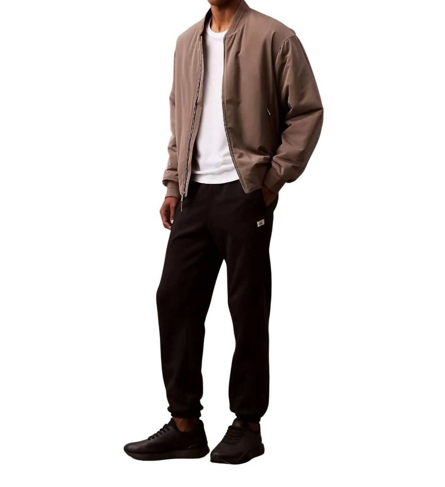 Archive Logo Fleece Jogger In Black Beauty